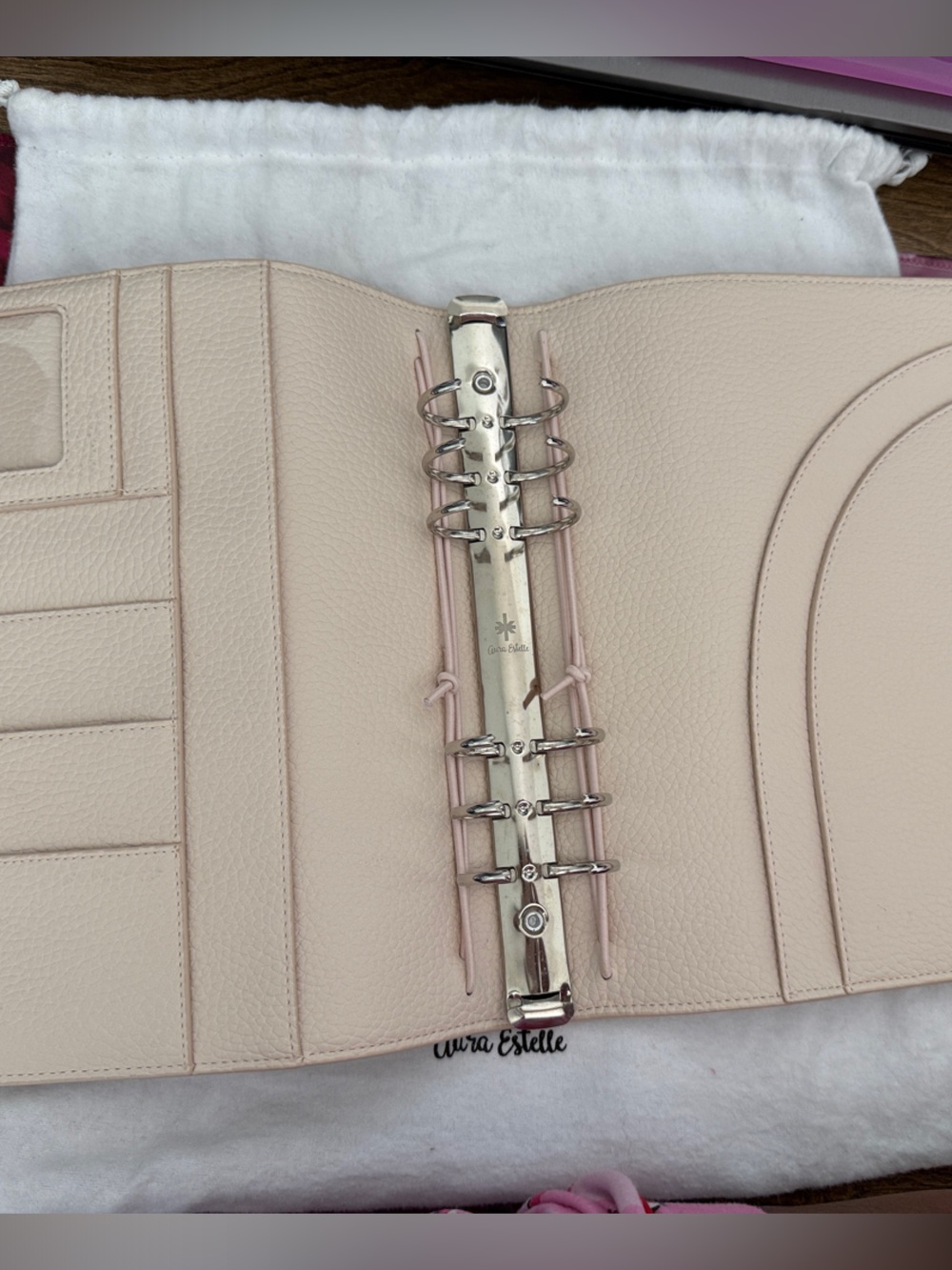 Aura Estelle Beige Scallop Leather Clutch with Heart Detail - Picture 5 of 6